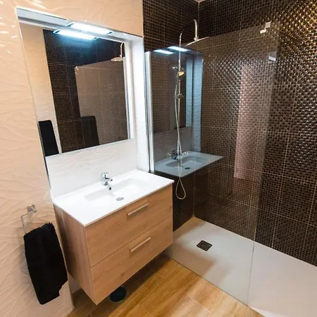 Parque Santiago 2 Isabella 236 * 阿罗纳