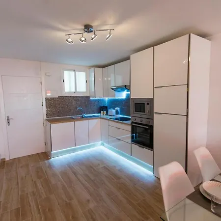 Parque Santiago 2 Isabella 236 Arona (Tenerife)