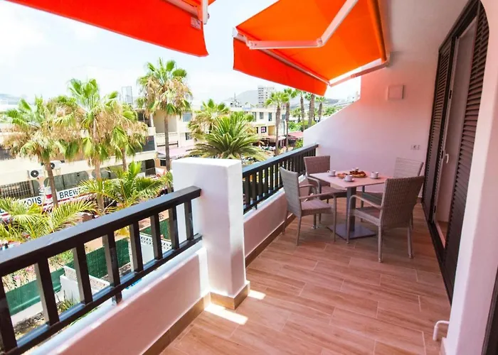 Parque Santiago 2 Isabella 236 *