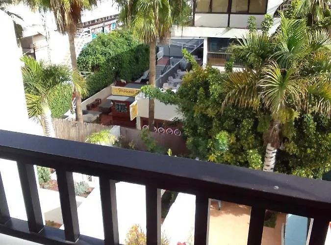 Parque Santiago 2 Isabella 236 * Arona (Tenerife)